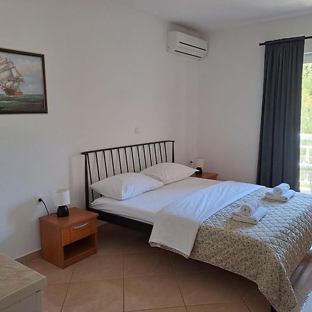 Apartments Seaview Tučepi Екстериор снимка