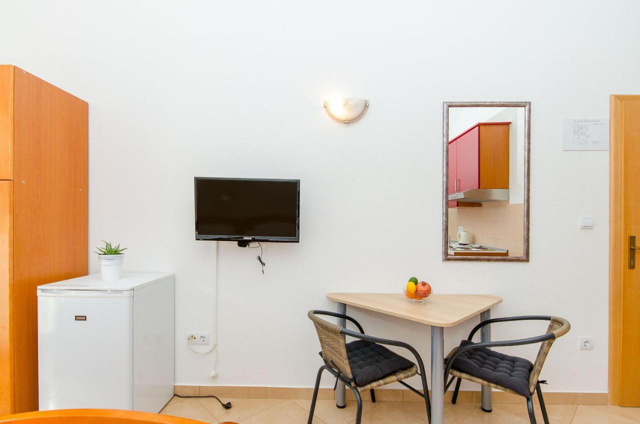 Apartments Seaview Tučepi Екстериор снимка