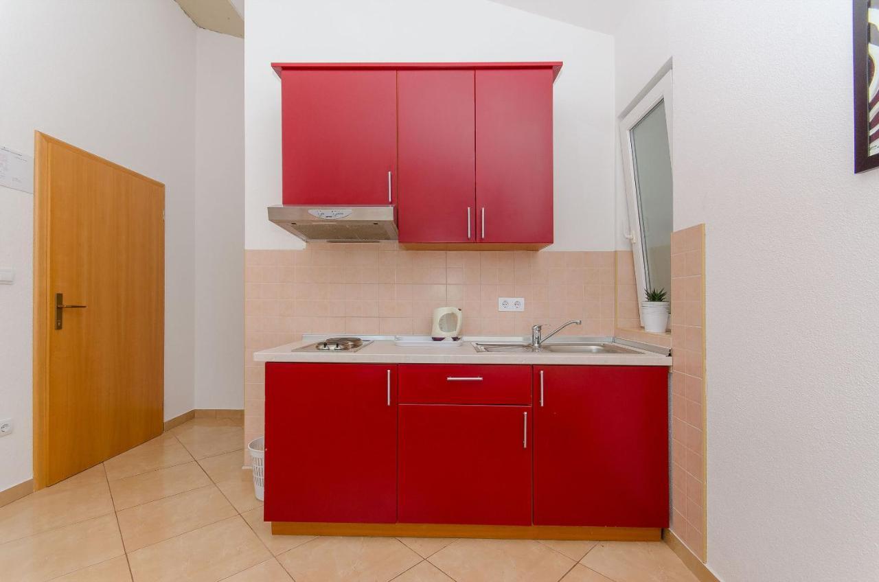 Apartments Seaview Tučepi Екстериор снимка