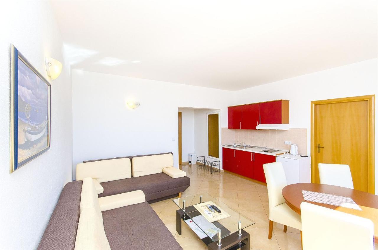 Apartments Seaview Tučepi Екстериор снимка