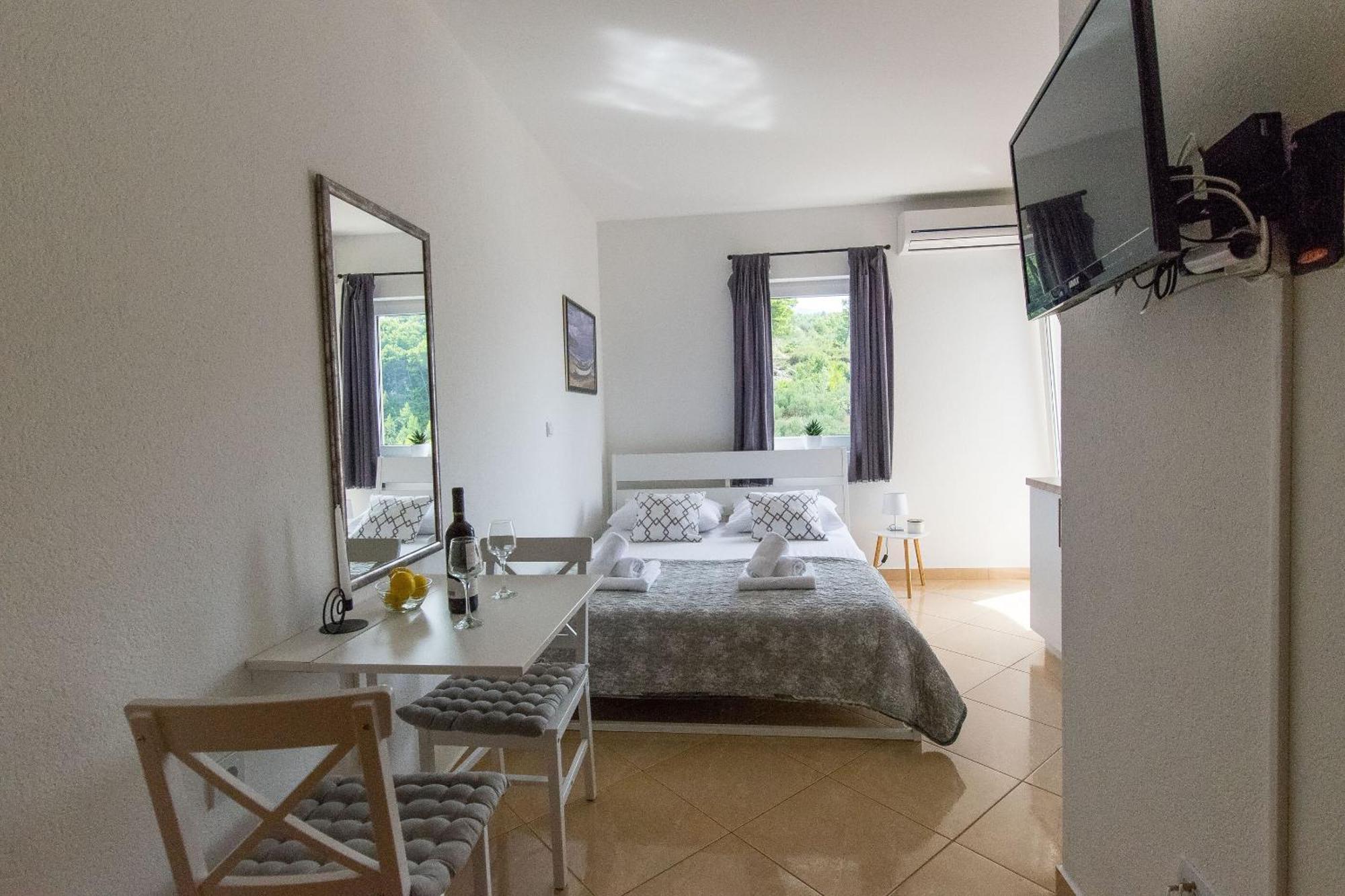 Apartments Seaview Tučepi Екстериор снимка