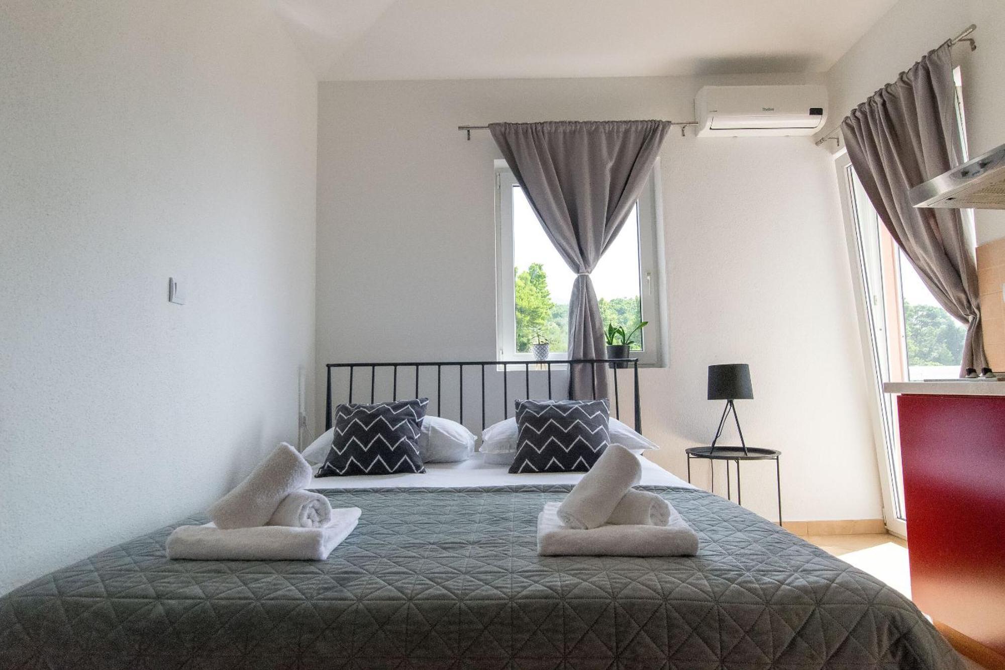 Apartments Seaview Tučepi Екстериор снимка