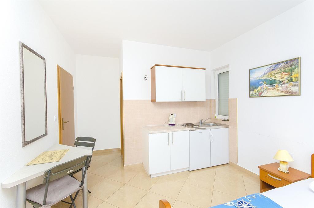 Apartments Seaview Tučepi Екстериор снимка
