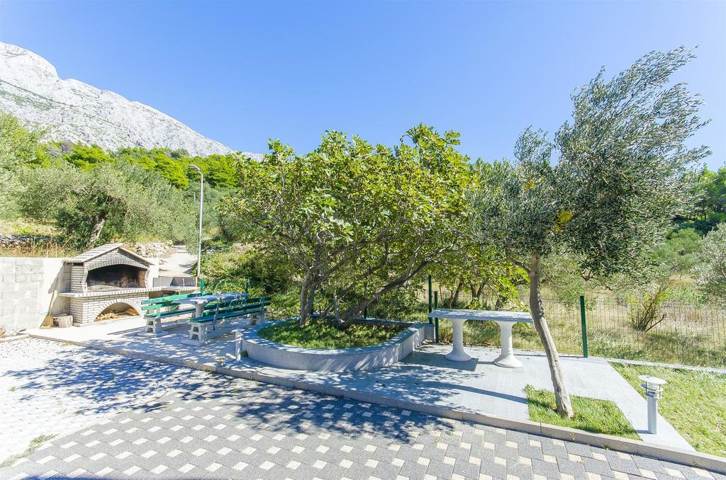 Apartments Seaview Tučepi Екстериор снимка