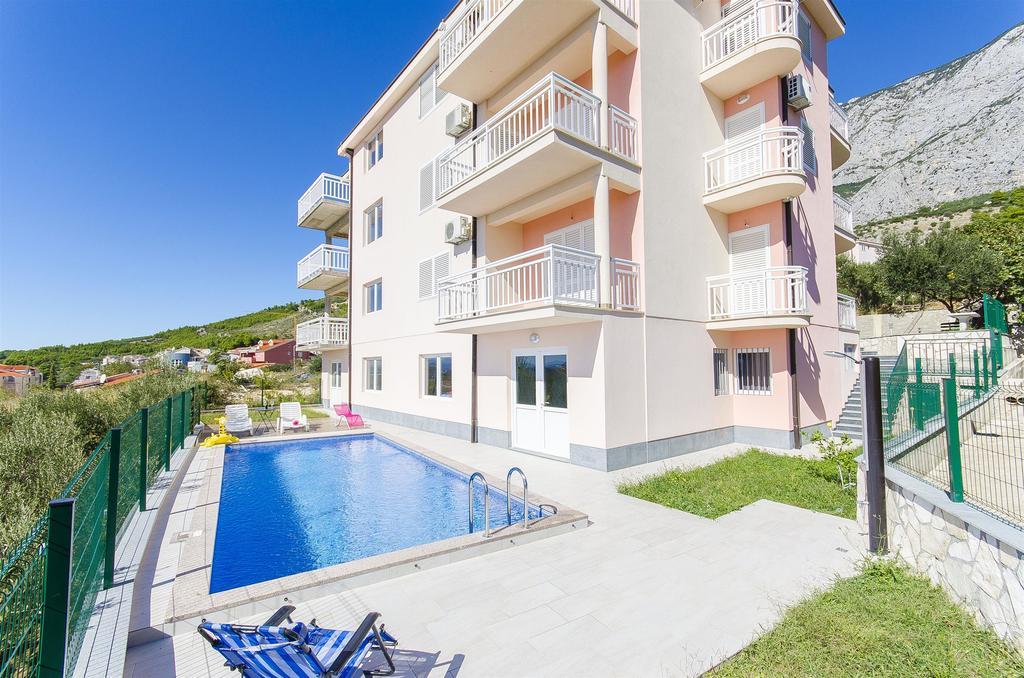 Apartments Seaview Tučepi Екстериор снимка